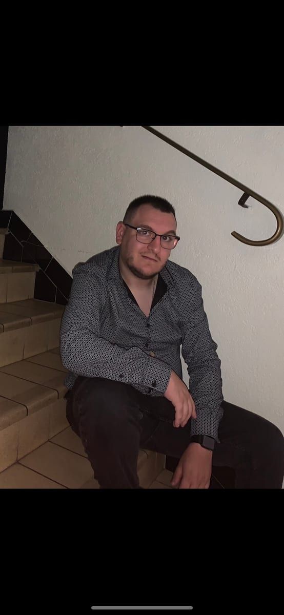Profil de Yllian